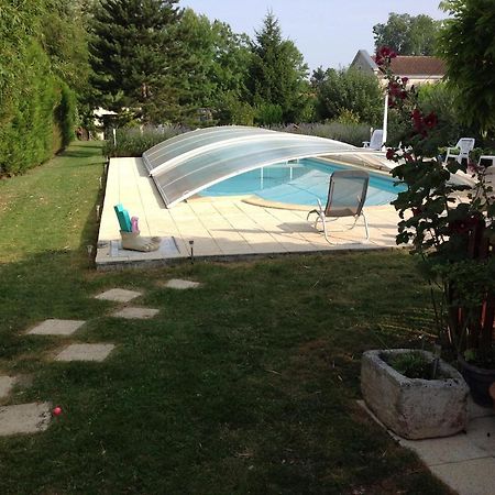 Studio Avec Piscine Privee Jardin Clos Et Wifi A Saint Jean D'Angely Buitenkant foto