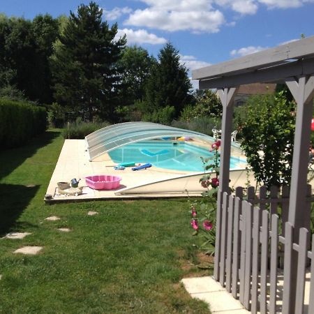 Studio Avec Piscine Privee Jardin Clos Et Wifi A Saint Jean D'Angely Buitenkant foto